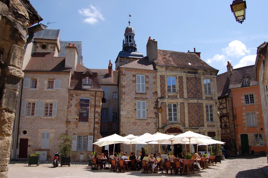 Les terrasses du centre historique — Moulins, Allier